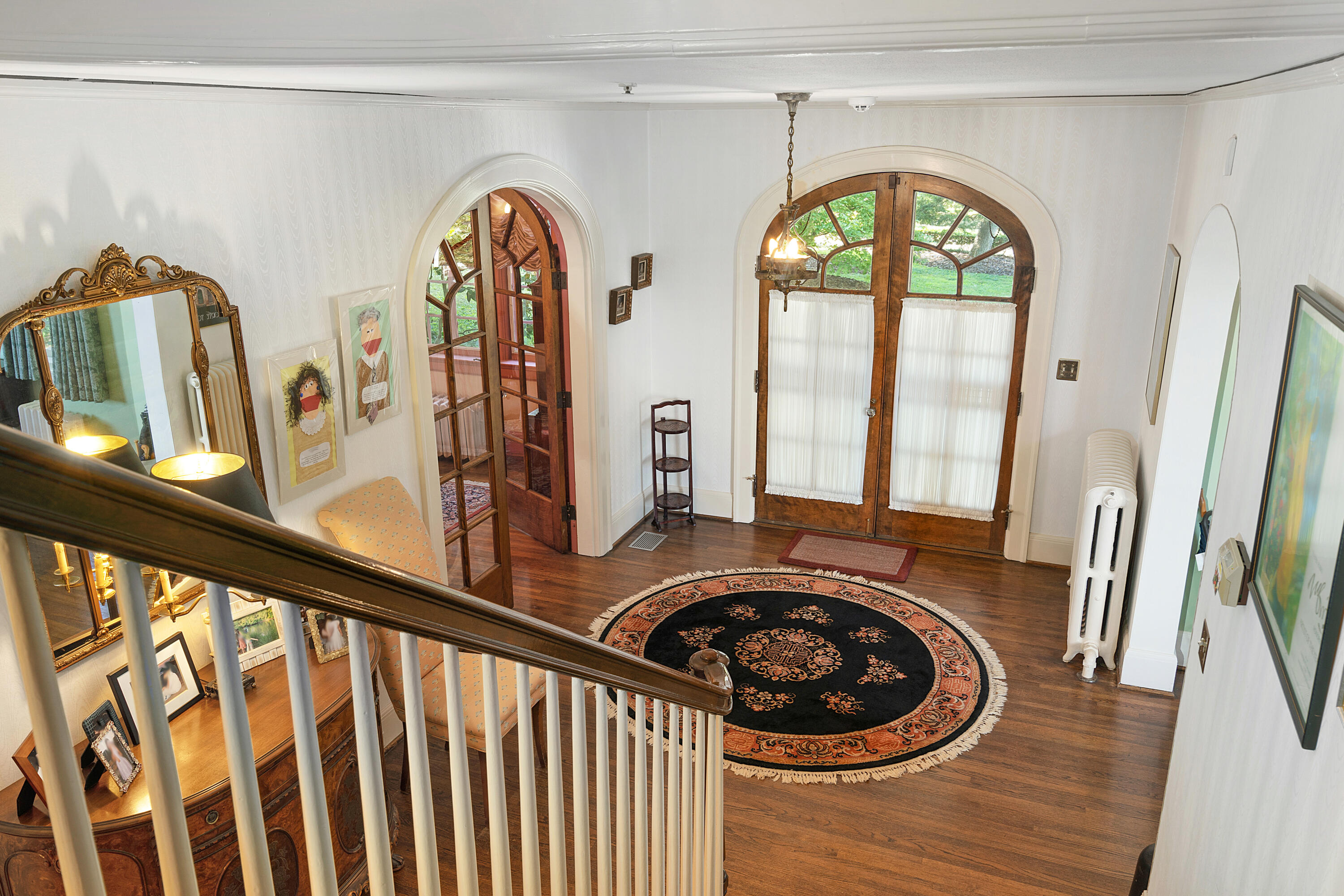 36 South Crest Road Chattanooga, TN 37404 - Photo 36 of 100 28. Stairs to Floor 2