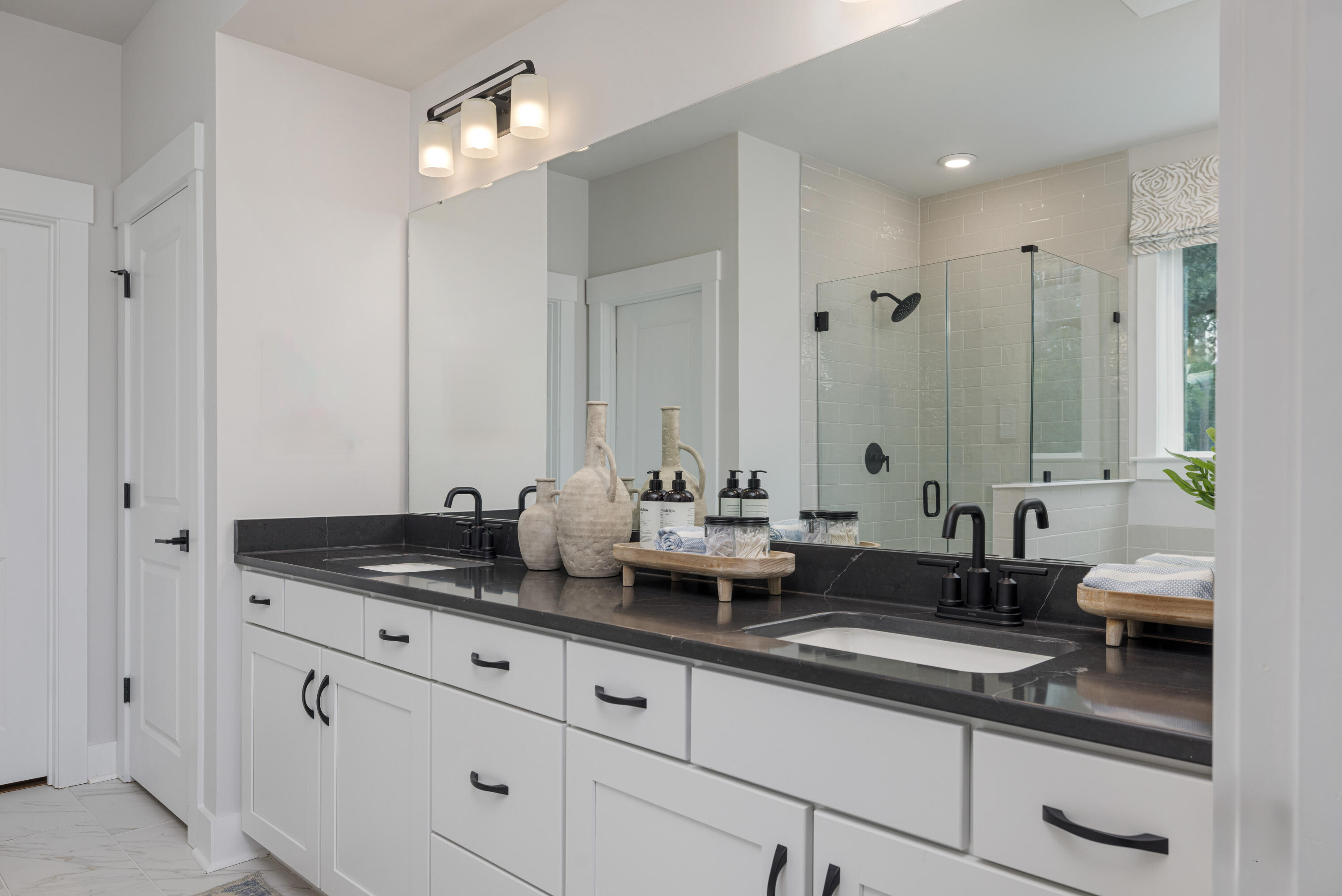 5000 Middleton Drive Goose Creek, SC 29445 - Photo 12 of 30 Sago Primary Bathroom