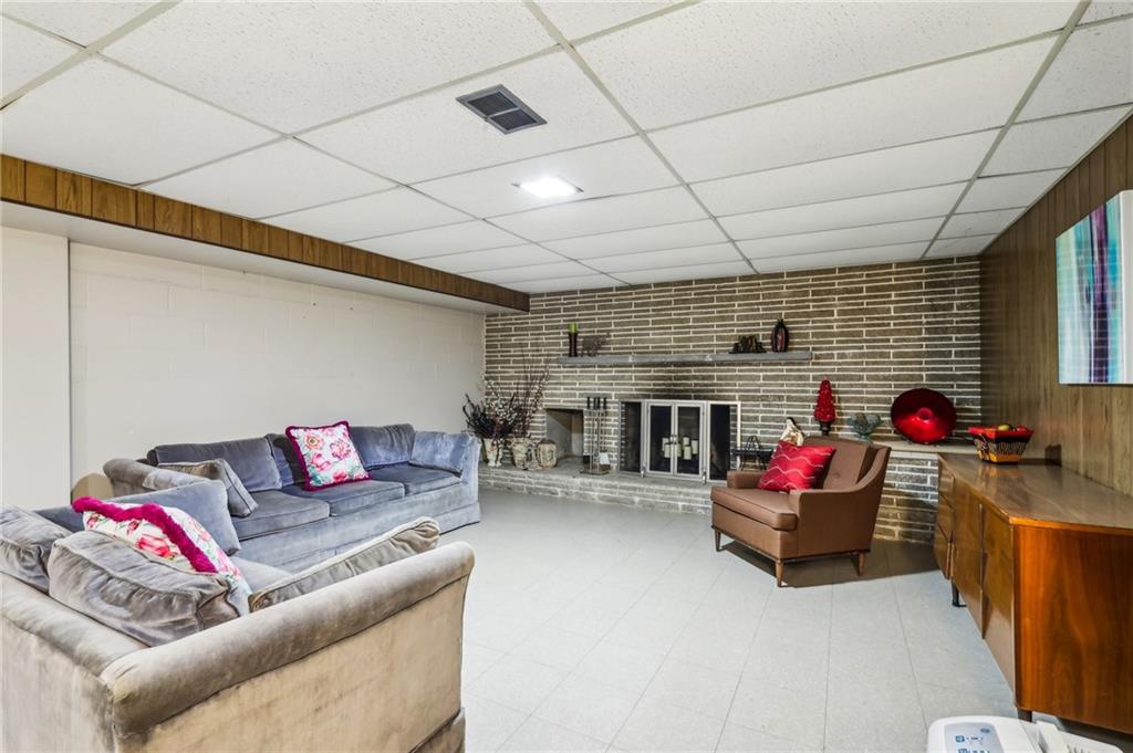2364 Sheffield Road Aliquippa, PA 15001 - Photo 22 of 43 Gallery Image 22