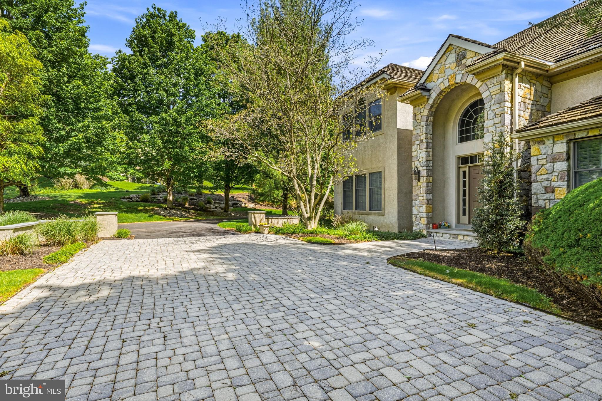 7 Mercer Gate Drive Doylestown, PA 18901 - Photo 40 of 44 Circular Front Driveway
