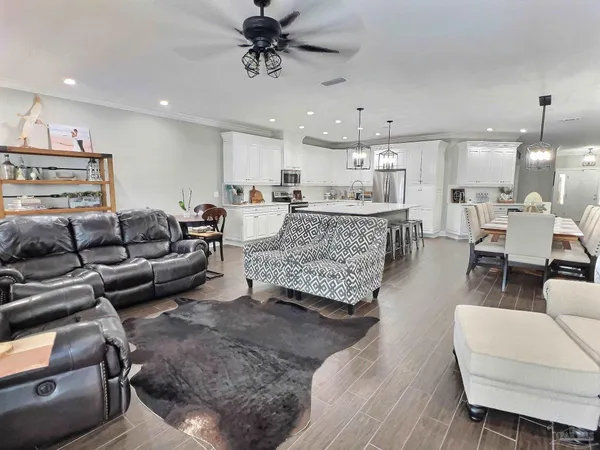 $2,600,000 | 14055 Canal Drive, Pensacola, FL 32507