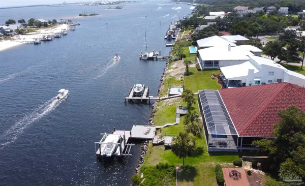 $2,600,000 | 14055 Canal Drive, Pensacola, FL 32507