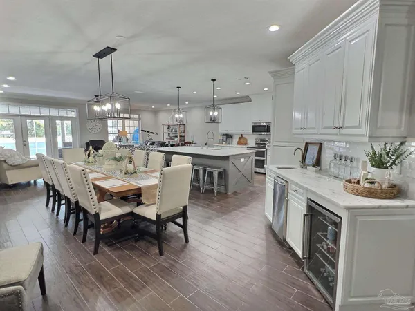$2,600,000 | 14055 Canal Drive, Pensacola, FL 32507