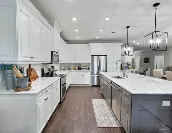 $2,600,000 | 14055 Canal Drive, Pensacola, FL 32507