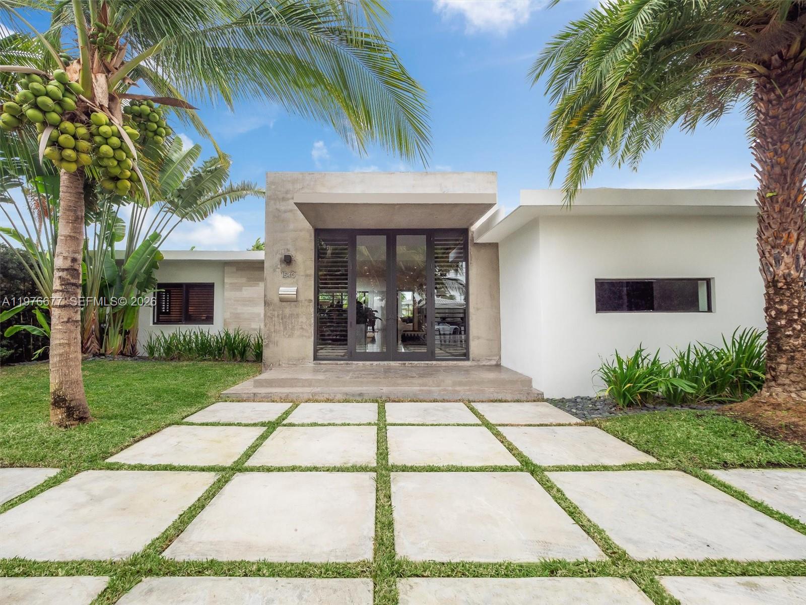 1540 Cleveland Road Miami Beach, FL 33141 - Photo 19 of 26 Gallery Image 19