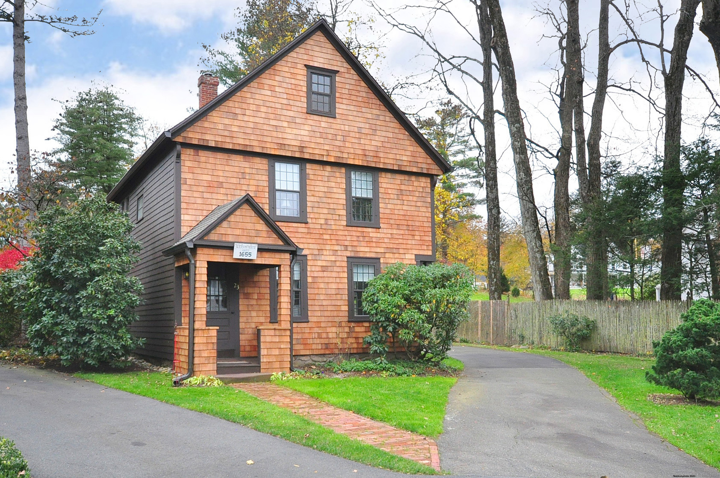 23 Main Street, Unit 23R Farmington, CT 06032 - Photo 1 of 1
