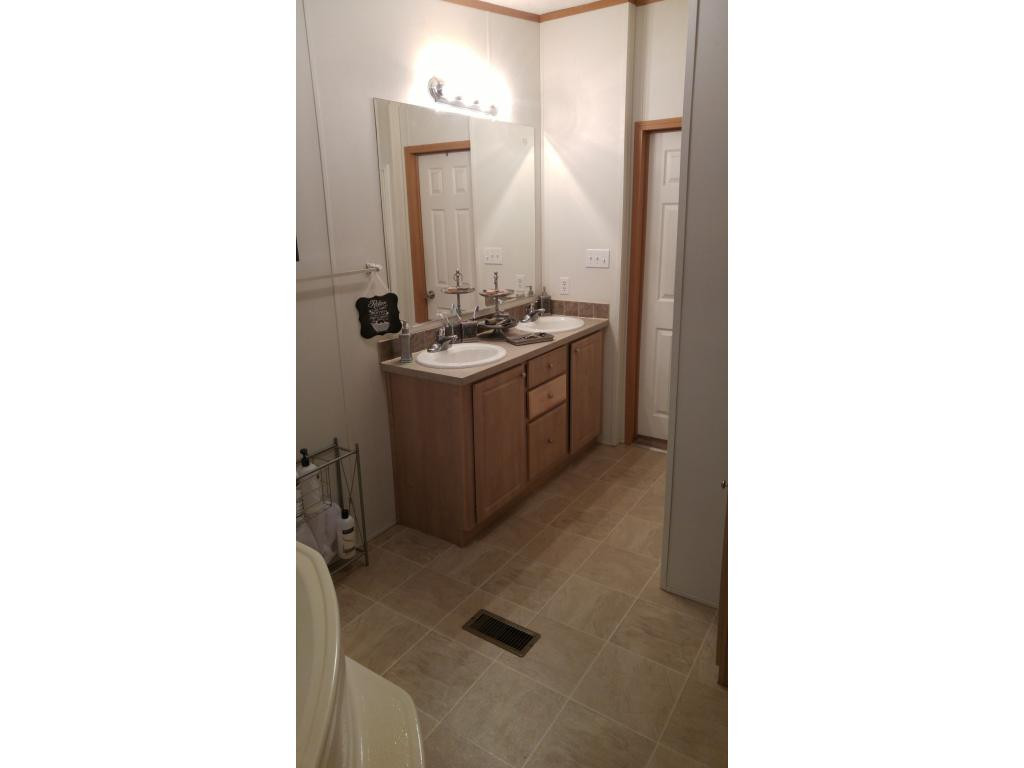 347 Allegheny Road Fall Branch, TN 37656 - Photo 8 of 16 Photo 8
