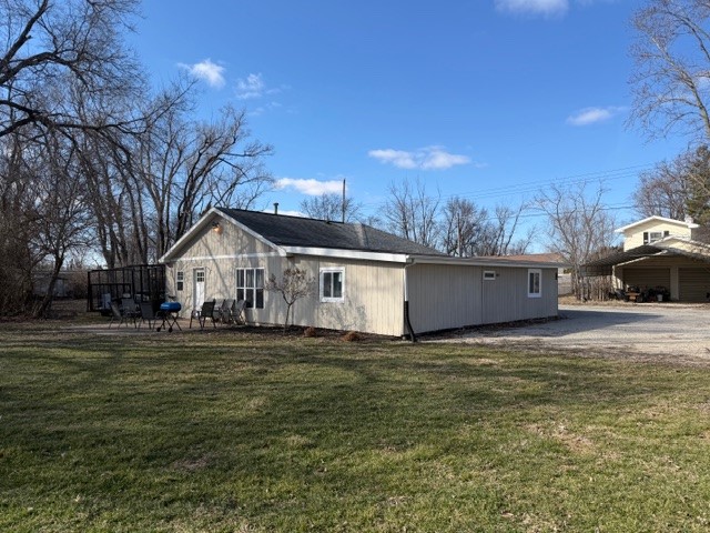 2004 Hayes Avenue Charleston, IL 61920 - Photo 14 of 16