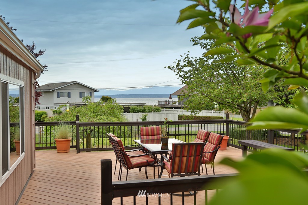 1282 Starfish Road Freeland, WA 98249 - Photo 2 of 25
