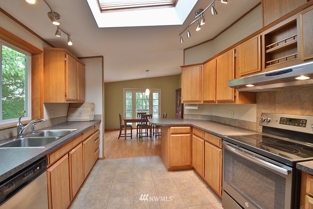 1282 Starfish Road Freeland, WA 98249 - Photo 12 of 25