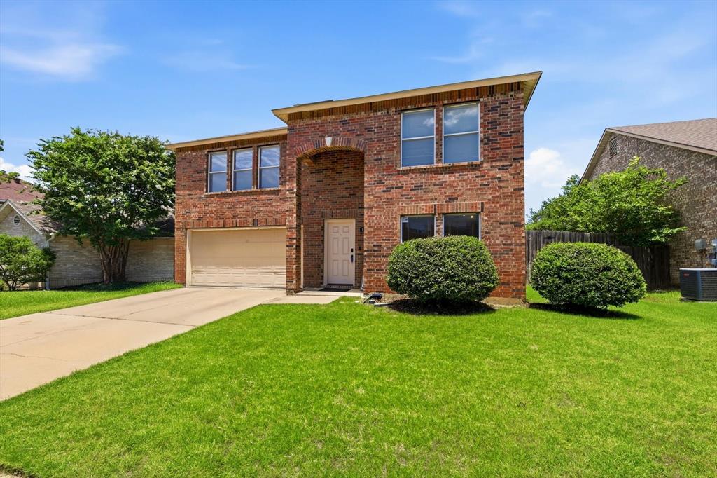 4209 Birch Creek Road Fort Worth, TX 76244 - Photo 2 of 40