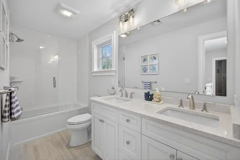 $1,925,000 | 42 Cobblestone Circle, Mashpee, MA 02649