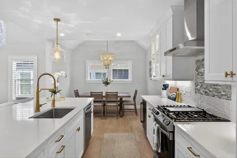 $1,925,000 | 42 Cobblestone Circle, Mashpee, MA 02649