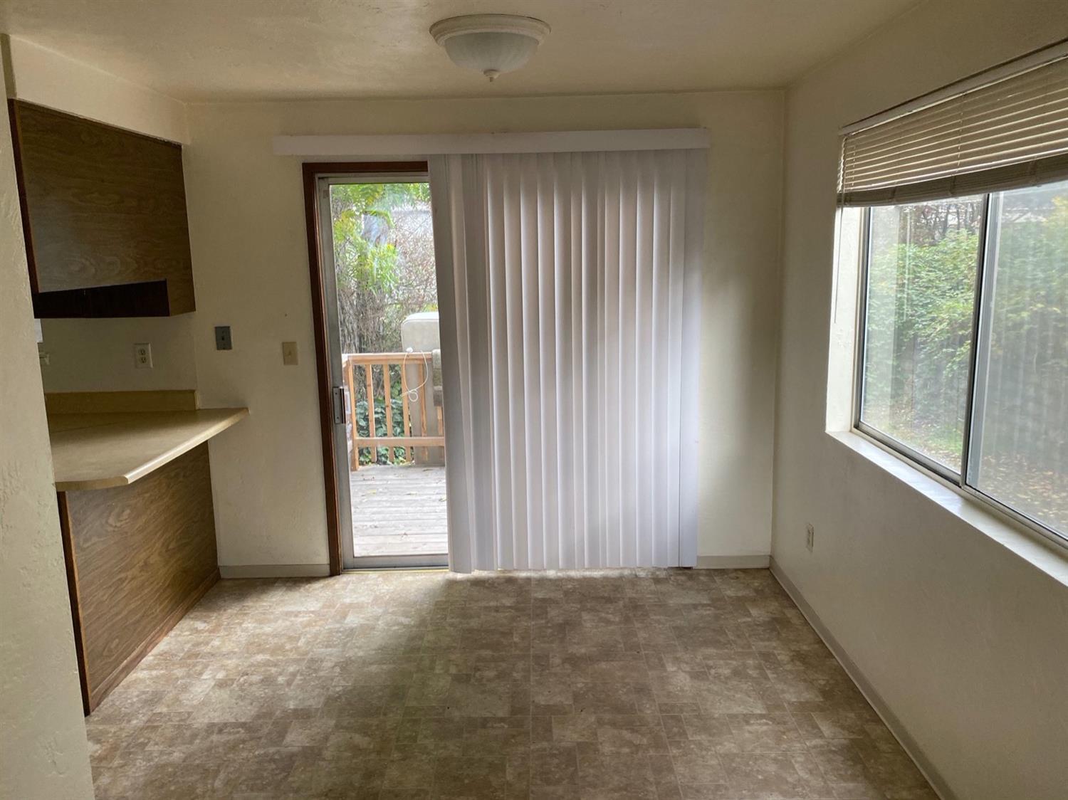 2115 East Barnett Road, Unit AF Medford, OR 97504 - Photo 11 of 12 Additional Photo