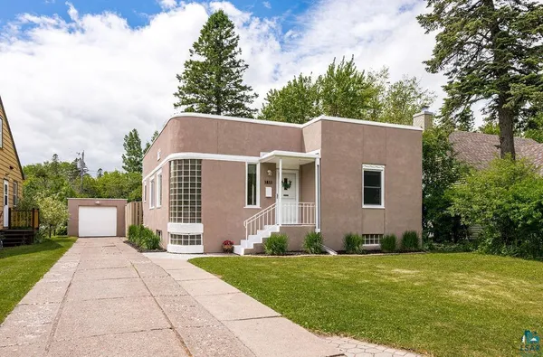 $375,000 | 1811 Vermilion Road, Duluth, MN 55803