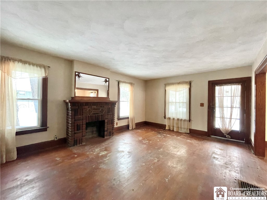 335 Baker Street Jamestown, NY 14701 - Photo 11 of 26