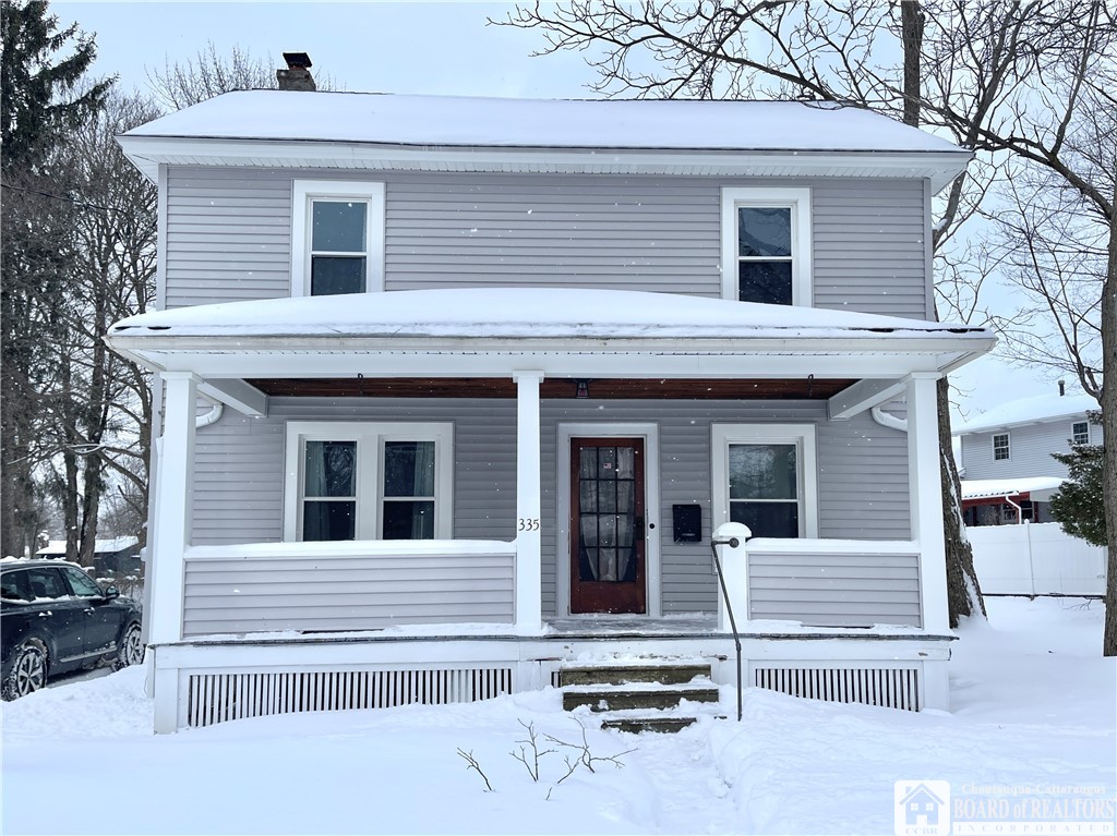 335 Baker Street Jamestown, NY 14701 - Photo 3 of 26