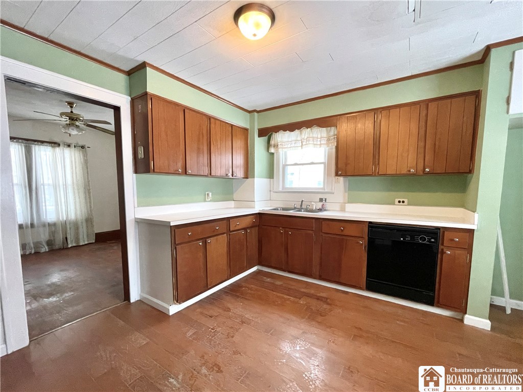 335 Baker Street Jamestown, NY 14701 - Photo 4 of 26