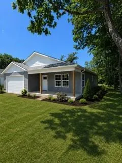 $309,000 | 906 Monroe Street, Lyndon, KS 66451