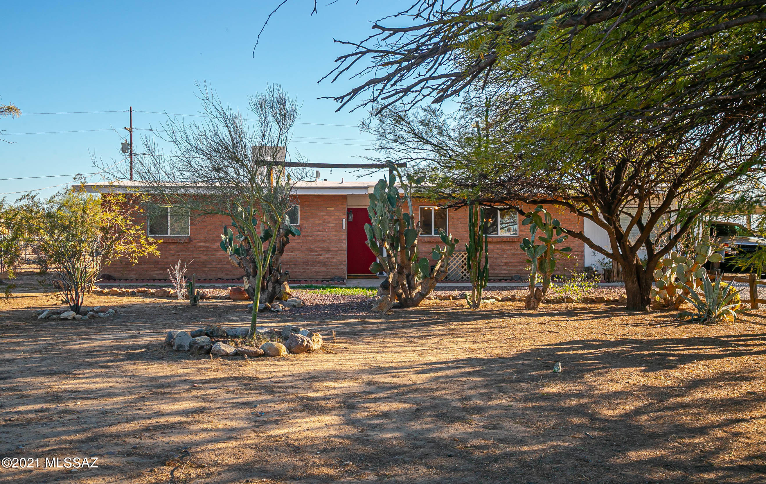 11621 West Grier Road Marana, AZ 85653 - Photo 1 of 24 Gallery Image 1