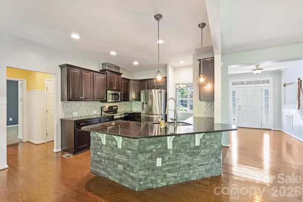 $525,000 | 1135 Brookdale Lane, Stanley, NC 28164