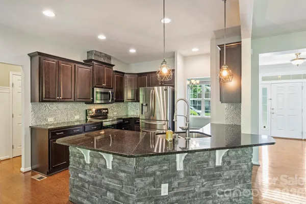 $525,000 | 1135 Brookdale Lane, Stanley, NC 28164