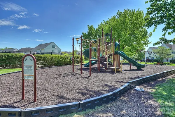 $525,000 | 1135 Brookdale Lane, Stanley, NC 28164