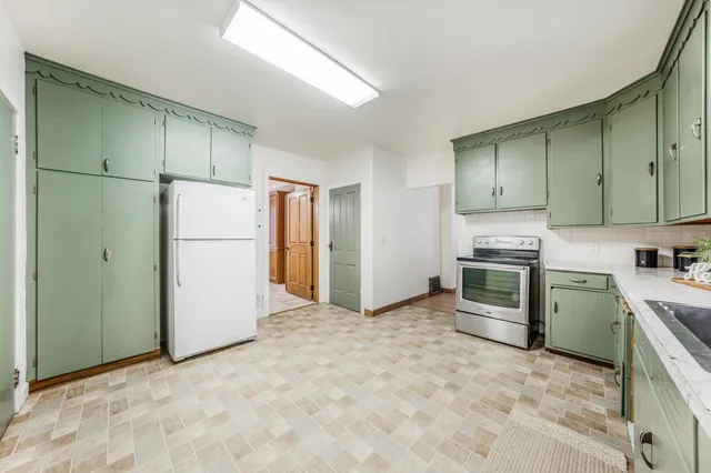 $529,000 | N7065 County Rd C, Seymour, WI 54165