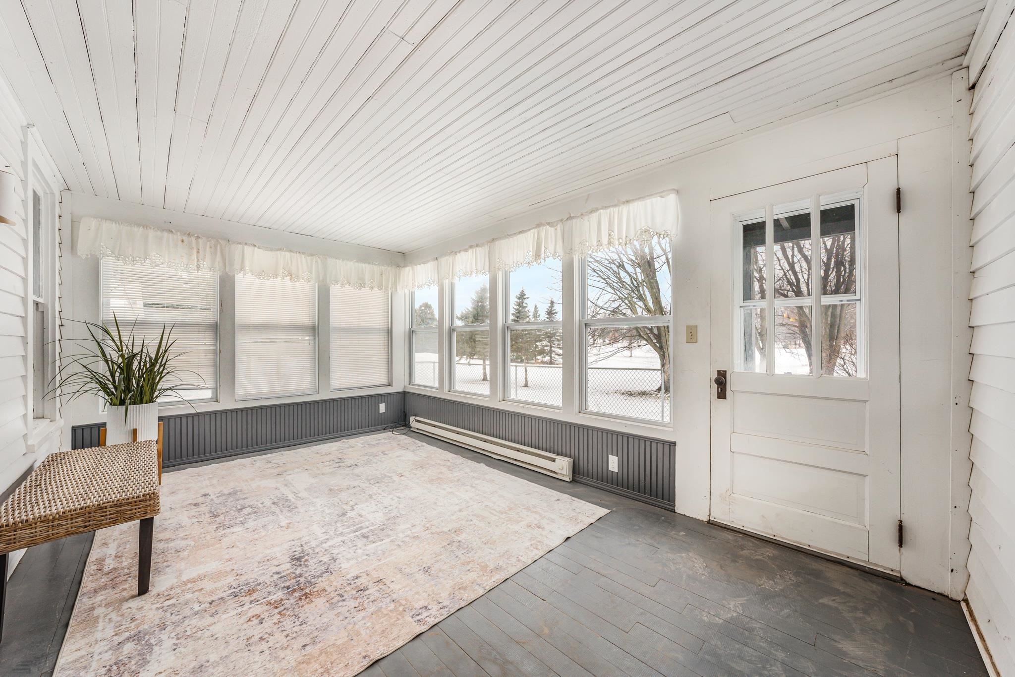 N7065 County Rd C Seymour, WI 54165 - Photo 8 of 29