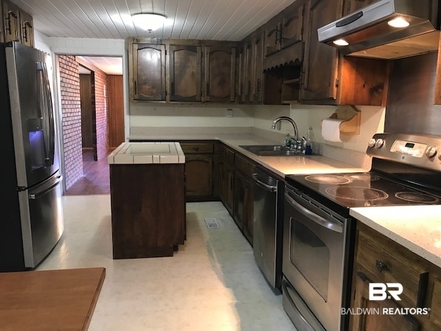 3170 Sowell Road Brewton, AL 36426 - Photo 10 of 27 Kitchen