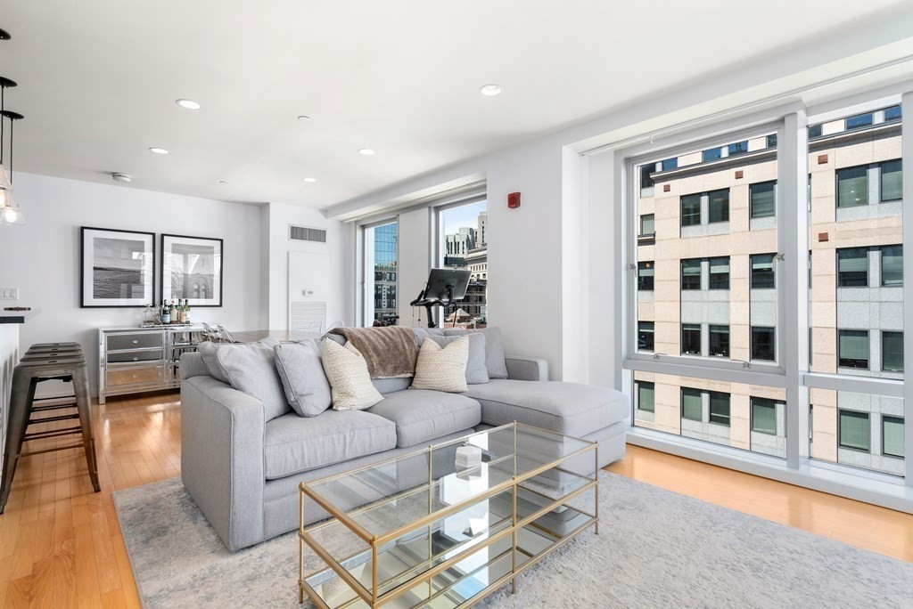80 Broad Street, Unit 1007 Boston, MA 02110 - Photo 2 of 20