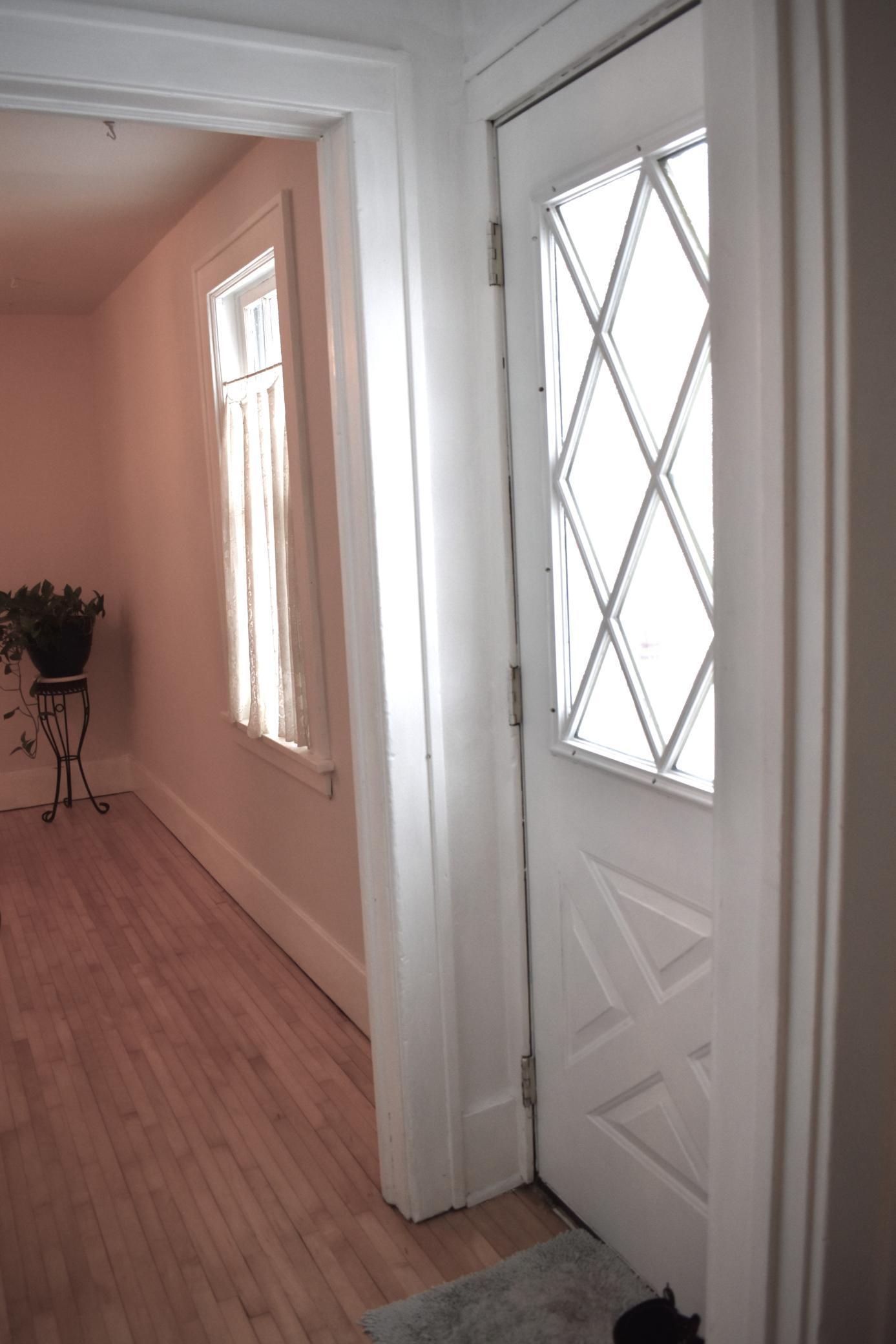 219 West Bancroft Avenue Fergus Falls, MN 56537 - Photo 11 of 29