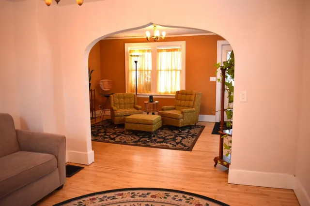 $125,000 | 219 West Bancroft Avenue, Fergus Falls, MN 56537