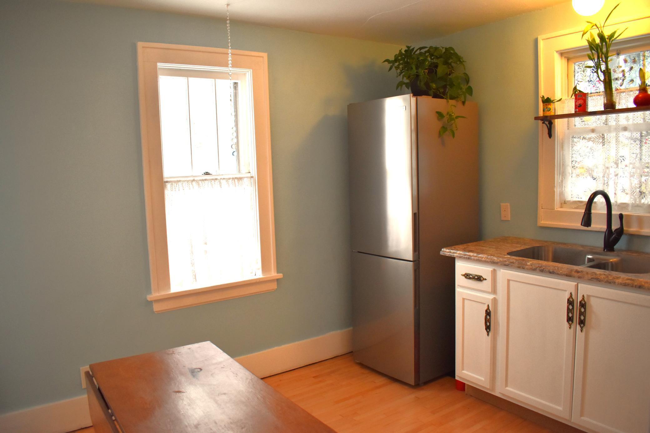 219 West Bancroft Avenue Fergus Falls, MN 56537 - Photo 10 of 29