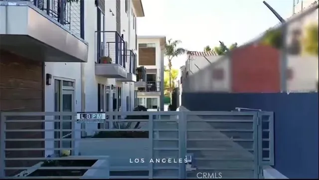 $956,300 | 1245 North New Hampshire Avenue, Unit 7, Los Angeles, CA 90029