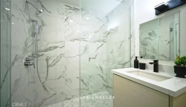 $956,300 | 1245 North New Hampshire Avenue, Unit 7, Los Angeles, CA 90029