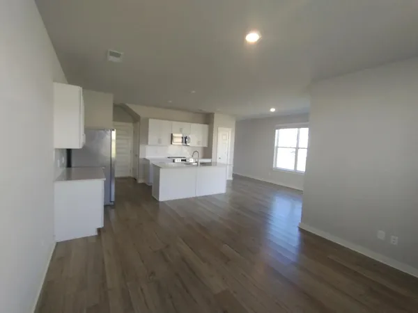 $2,100 | 2147 Nectar Lane, Columbia, TN 38401