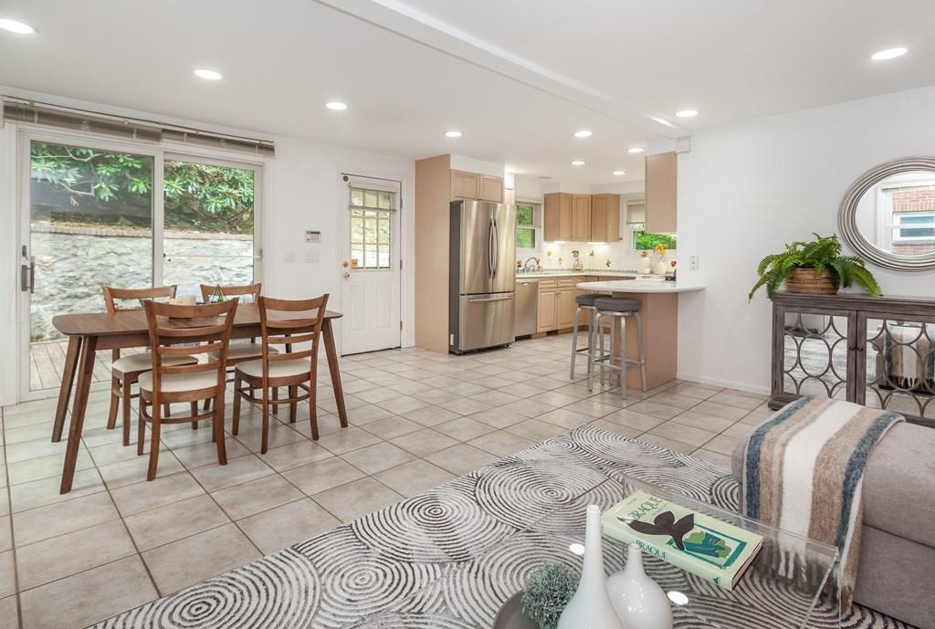 542 Commonwealth Avenue Newton, MA 02459 - Photo 1 of 23
