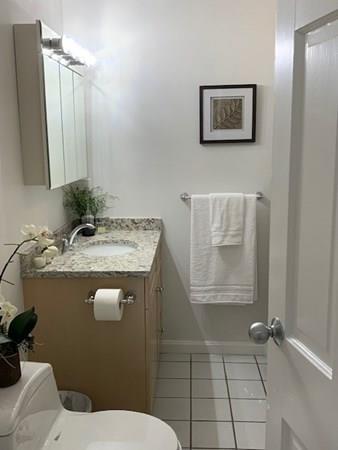 542 Commonwealth Avenue Newton, MA 02459 - Photo 11 of 23