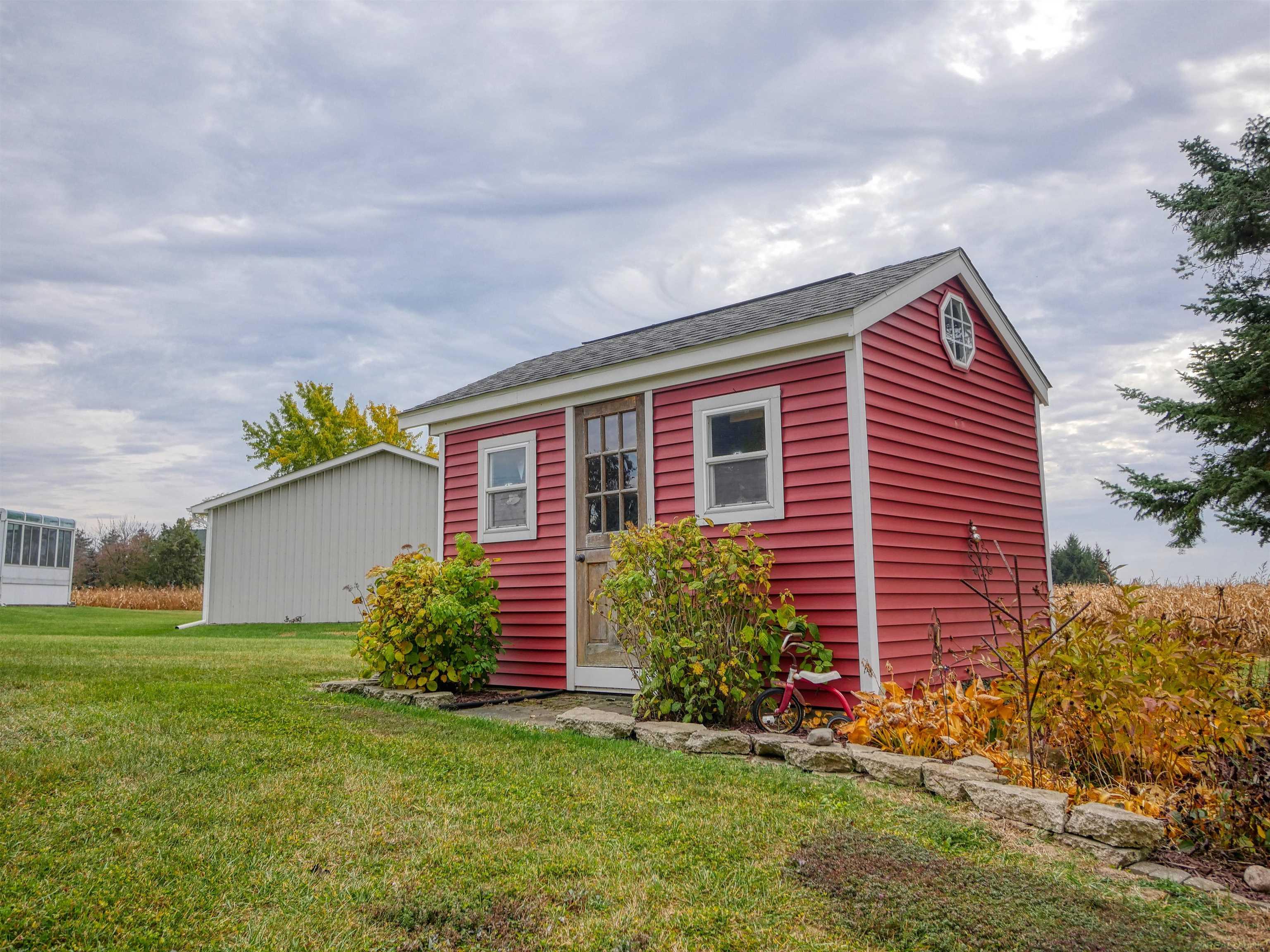 71505 Memphis Ridge Road Richmond, MI 48062 - Photo 9 of 33 50094196-8.JPG
