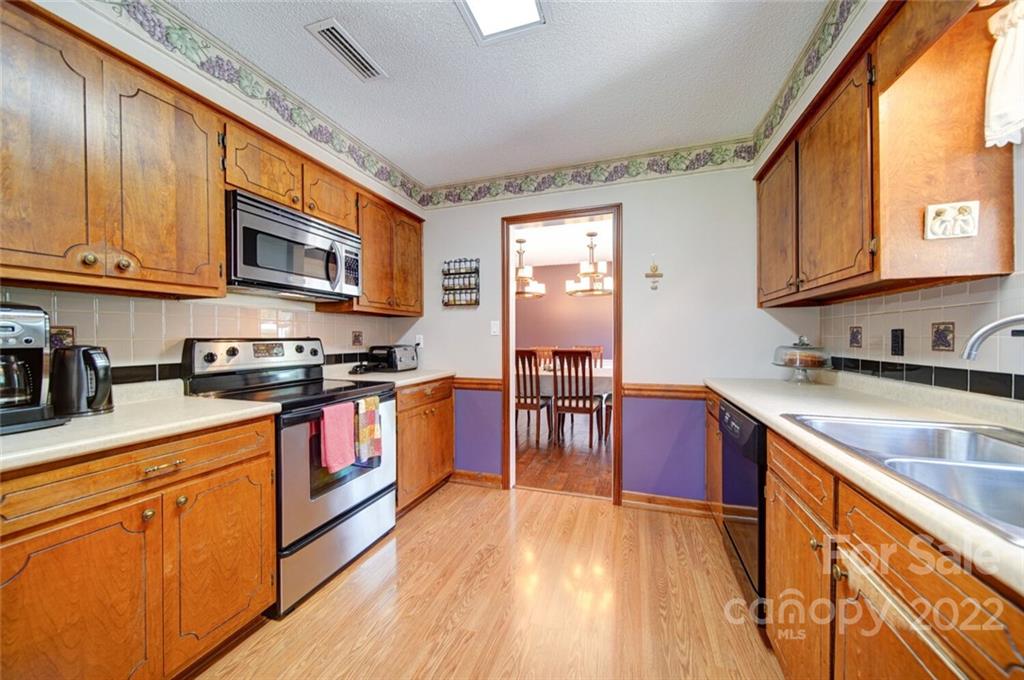 10623 Landsford Road Pageland, SC 29728 - Photo 13 of 47 Gallery Image 13