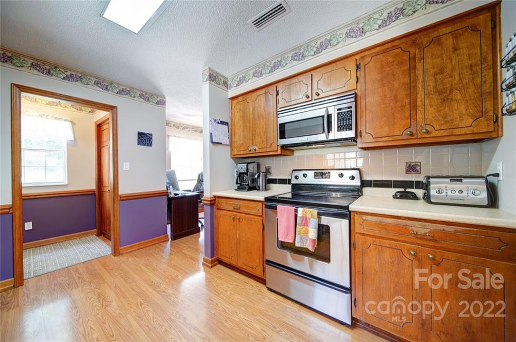 10623 Landsford Road Pageland, SC 29728 - Photo 10 of 47 Gallery Image 10