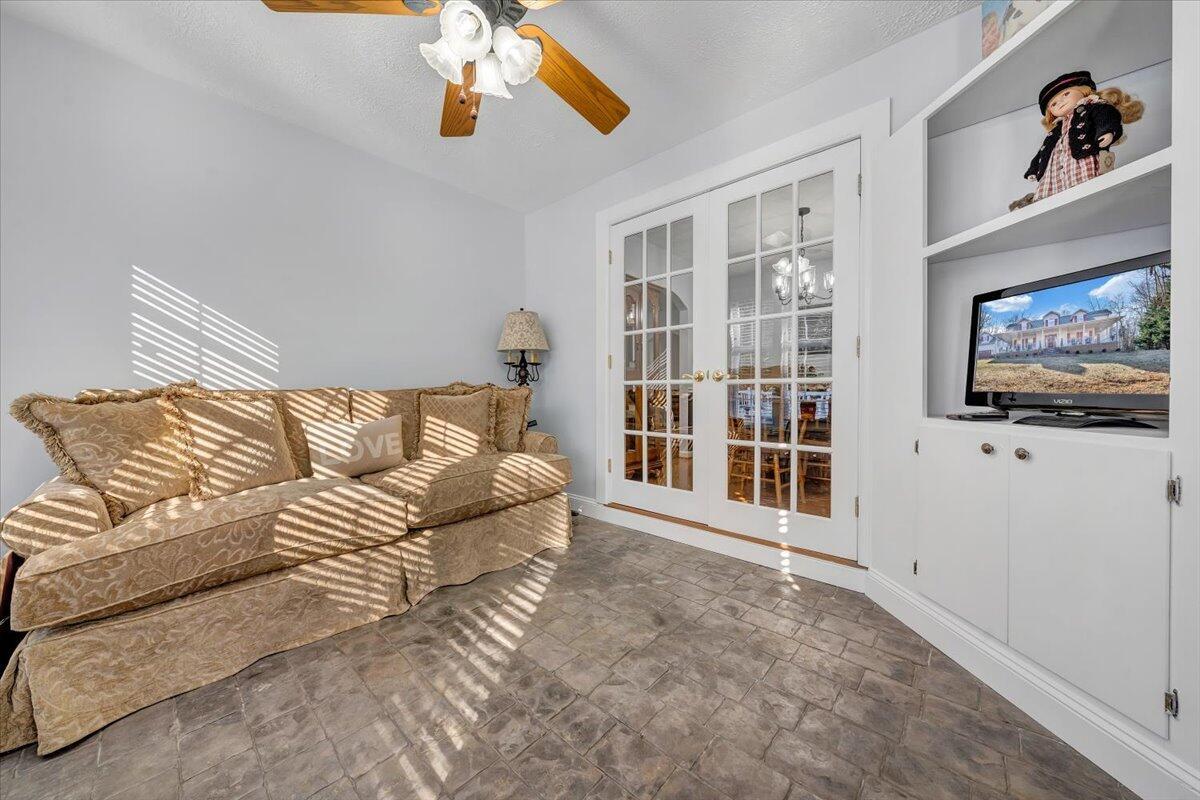 294 Country Ridge Road Bassett, VA 24055 - Photo 23 of 90 24