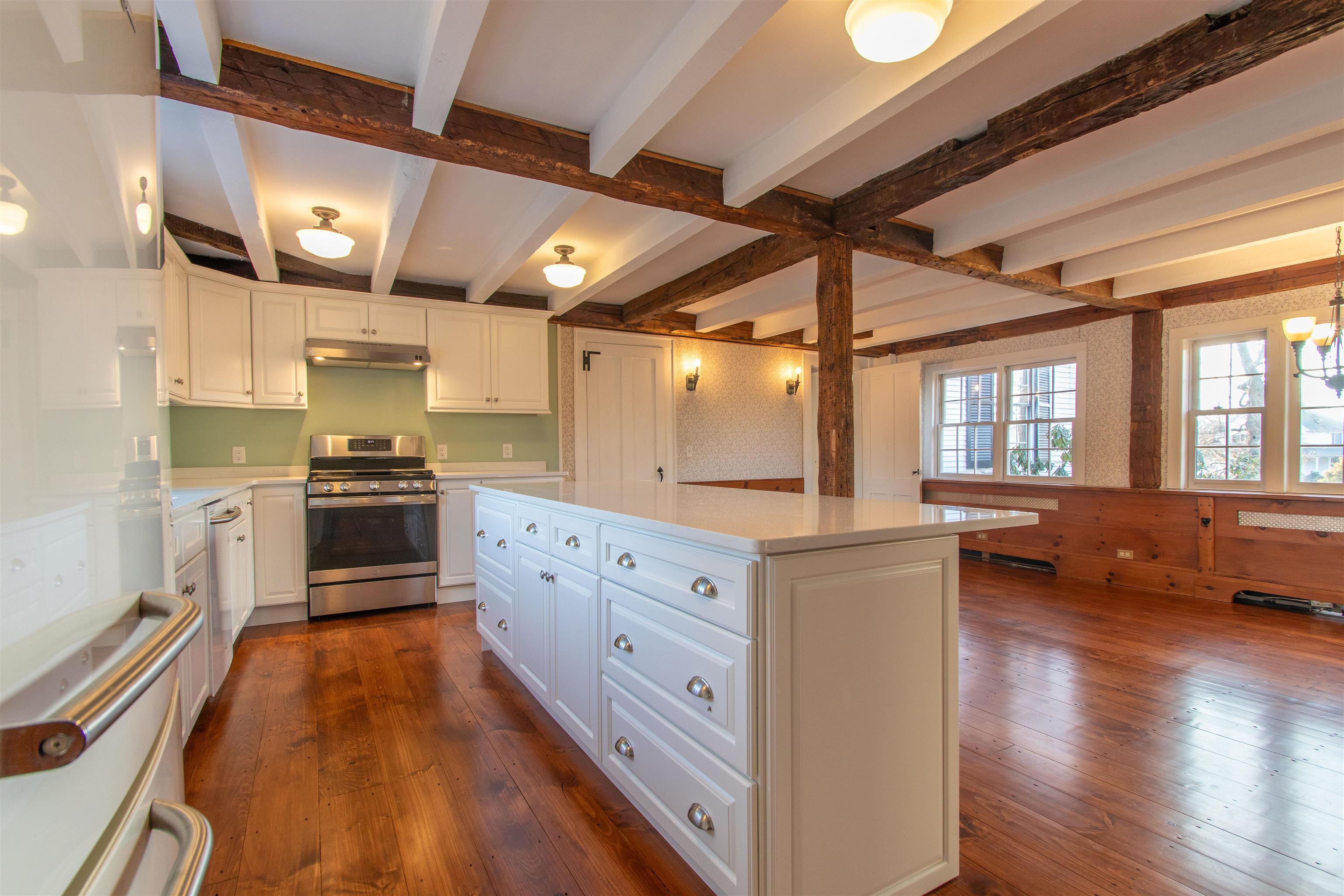 267 North River Road Milford, NH 03055 - Photo 17 of 34