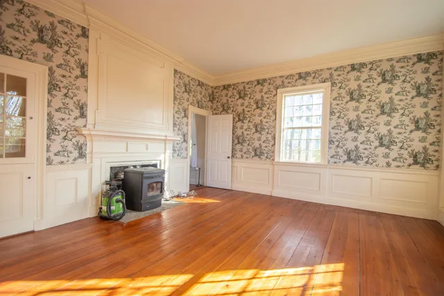 $5,000 | 267 North River Road, Milford, NH 03055