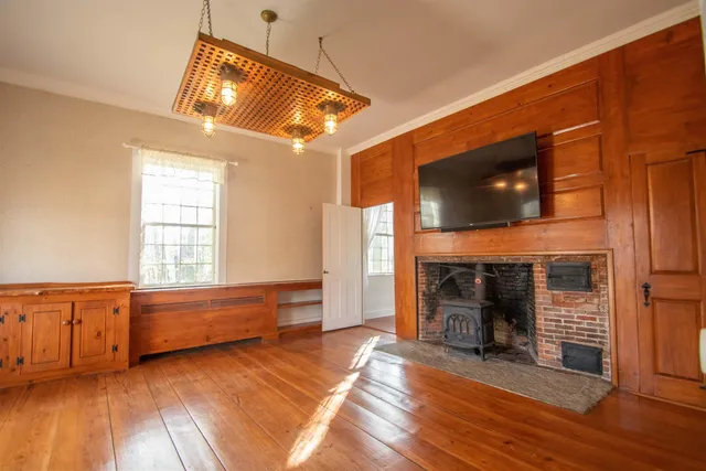 $5,000 | 267 North River Road, Milford, NH 03055