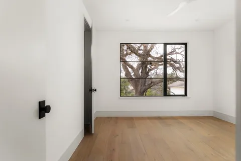 $5,890,000 | 3411 Bridle Path, Austin, TX 78703