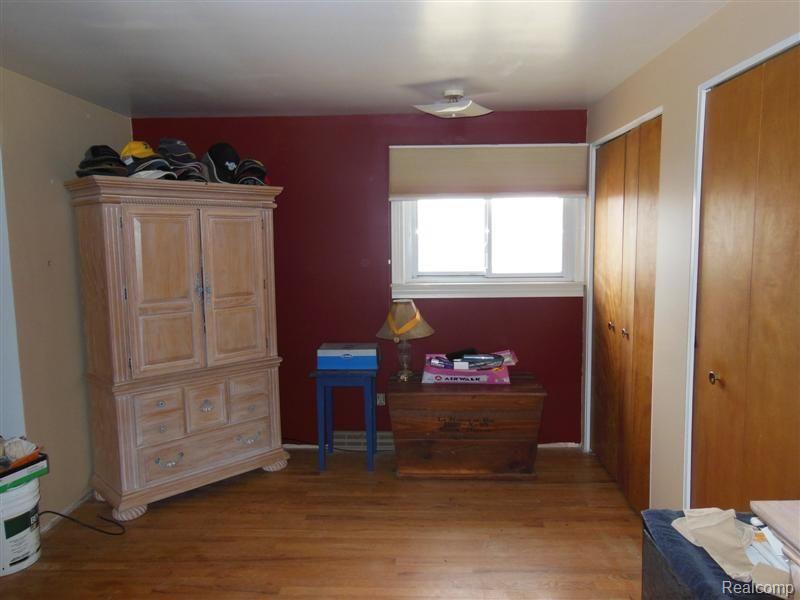 12096 Gage Road Holly, MI 48442 - Photo 15 of 33 BEDROOM 1
