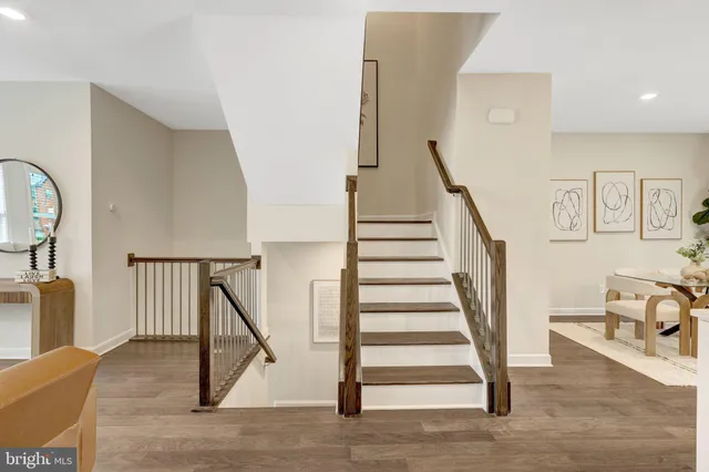 $1,089,000 | 9283 Wood Violet Court, Fairfax, VA 22031