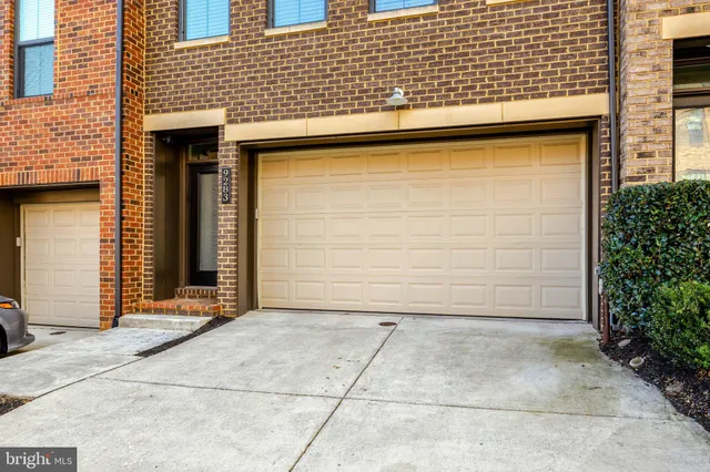 $1,089,000 | 9283 Wood Violet Court, Fairfax, VA 22031